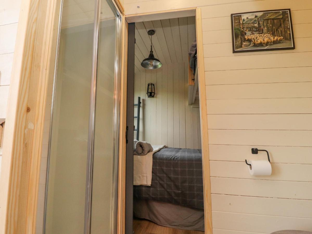 Hillcrest Shepherds Hut Preston  Kültér fotó